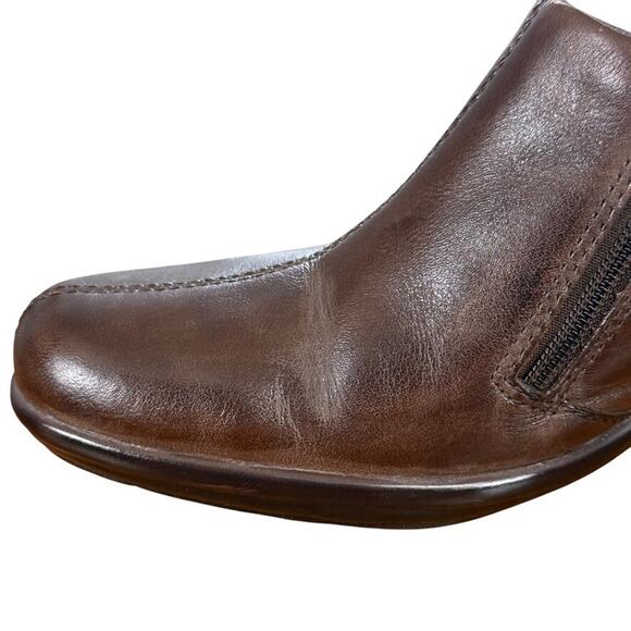 Clarks Clogs Brown Leather Chunky Heel Casual Shoes Side Zip Comfort sz 7 M - Picture 5 of 16